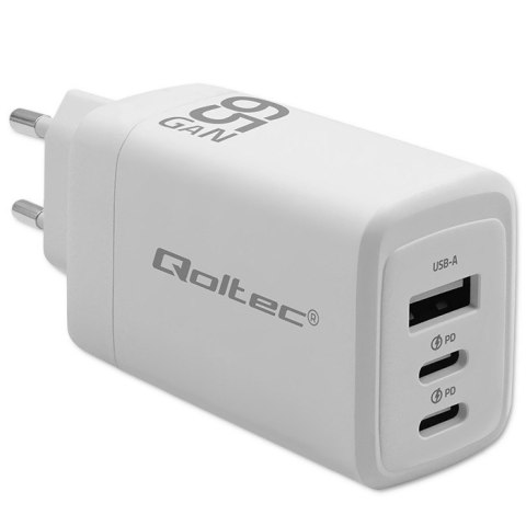 Qoltec Ładowarka sieciowa 65W GaN | 5-20V | 2.25-3.25A | 2 x USB-C PD | 1 x USB QC 3.0 | Biała