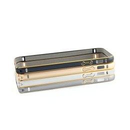 Qoltec Ramka ochronna na Apple iPhone 5/5s | srebrna | aluminiowa